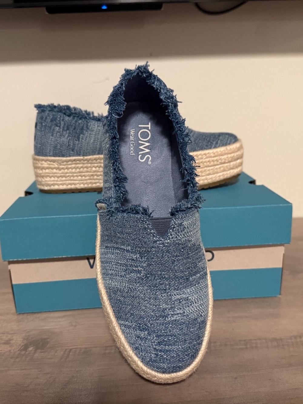 Tom’s Valencia Platforms